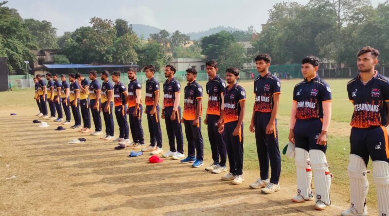 Latehar Indian defeated Latehar Superking in the first match of the semi-final to make it to the final