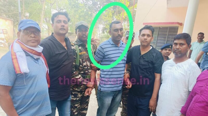 Sisai police Station Munshi Arrested